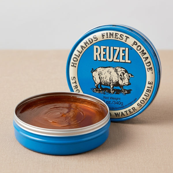 Reuzel Blue Pomade, avoin purkki ja sisältö