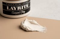 Layrite Cement Clay - lähikuva koostumuksesta