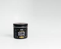 O'Douds Matte Paste - gesloten pot rechts in beeld met deksel